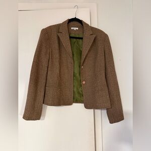 Elegant Brown Tweed Blazer with Green Lining